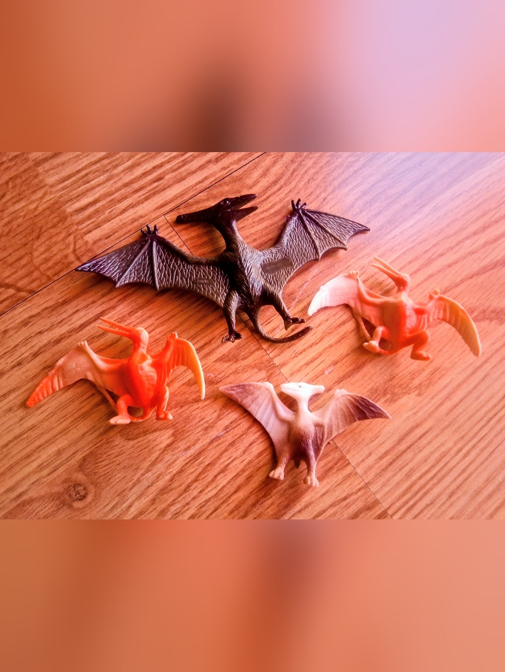 Set Of 4 Small Toy Dinosaurs.